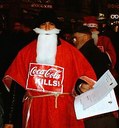 Frankfurt/M: Weihnachtsmanngewerkschaft gegen Coca Cola