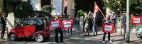 Protest vor dem serbischen Generalkonsulat in Frankfurt/M