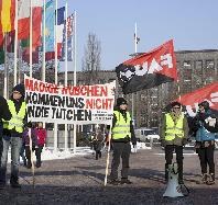 FAU Berlin setzt Proteste fort