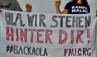 Solidarität mit Ola!